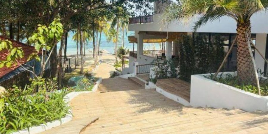 חזית של מלון Casa D' Elysea בפו קוק